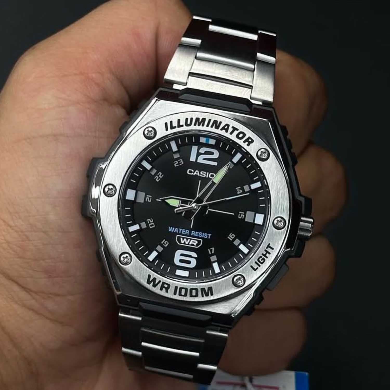 Casio Men's Heavy Duty Analog Quartz Stainless Steel Strap, Silver, 42 Casual Watch 